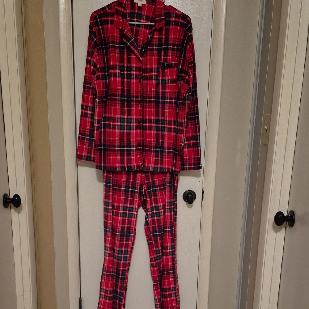 Laura Ashley Red and Green Plaid Womens Pajama Set Sz Large - Picture 1 of 5